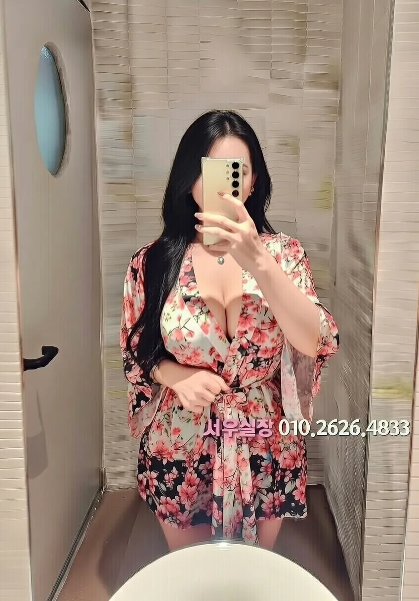 충남 다국적노래방 프리미엄 라인업 22번 프로필