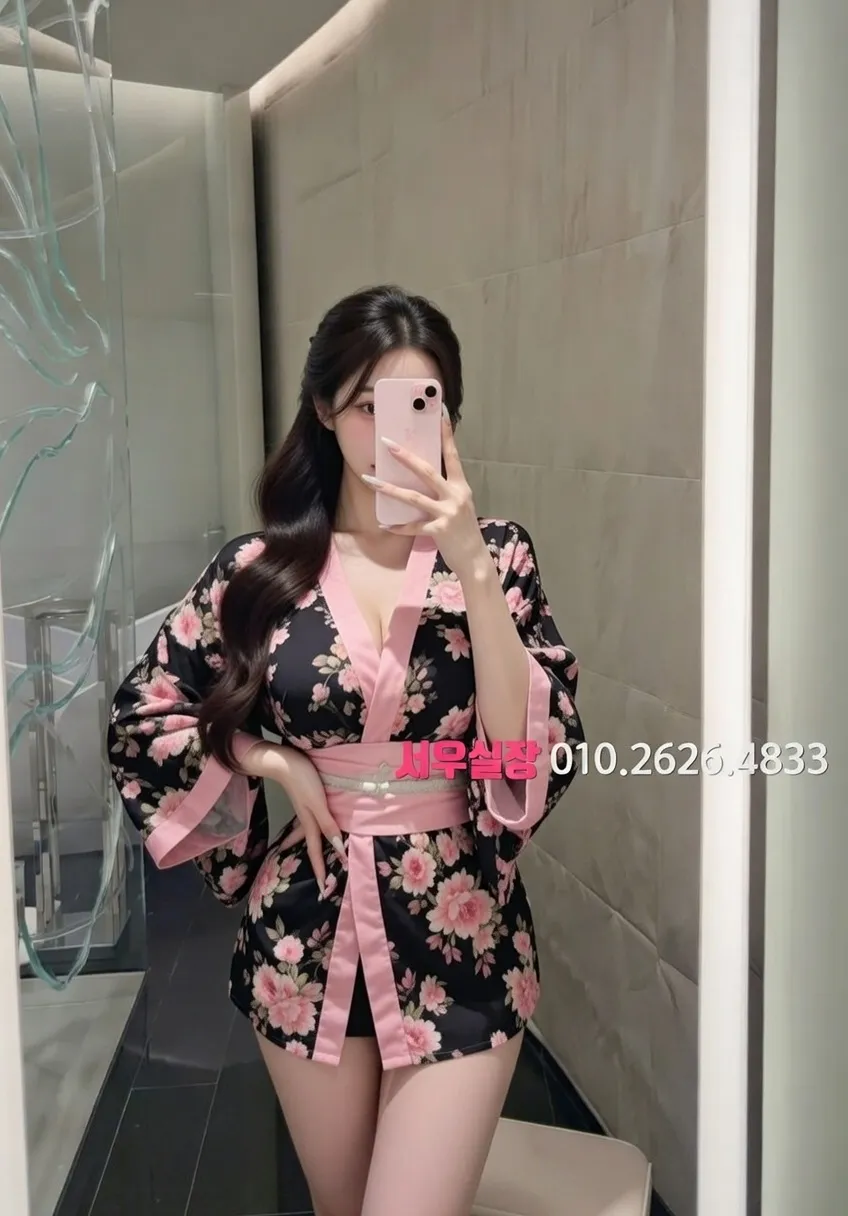 충남 쓰리노 프리미엄 라인업 23번 프로필