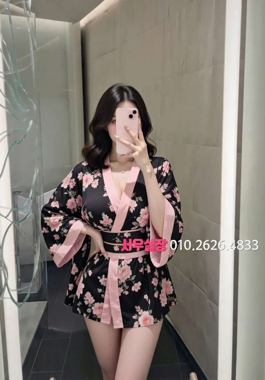 충남 다국적노래클럽 프리미엄 라인업 3번 프로필